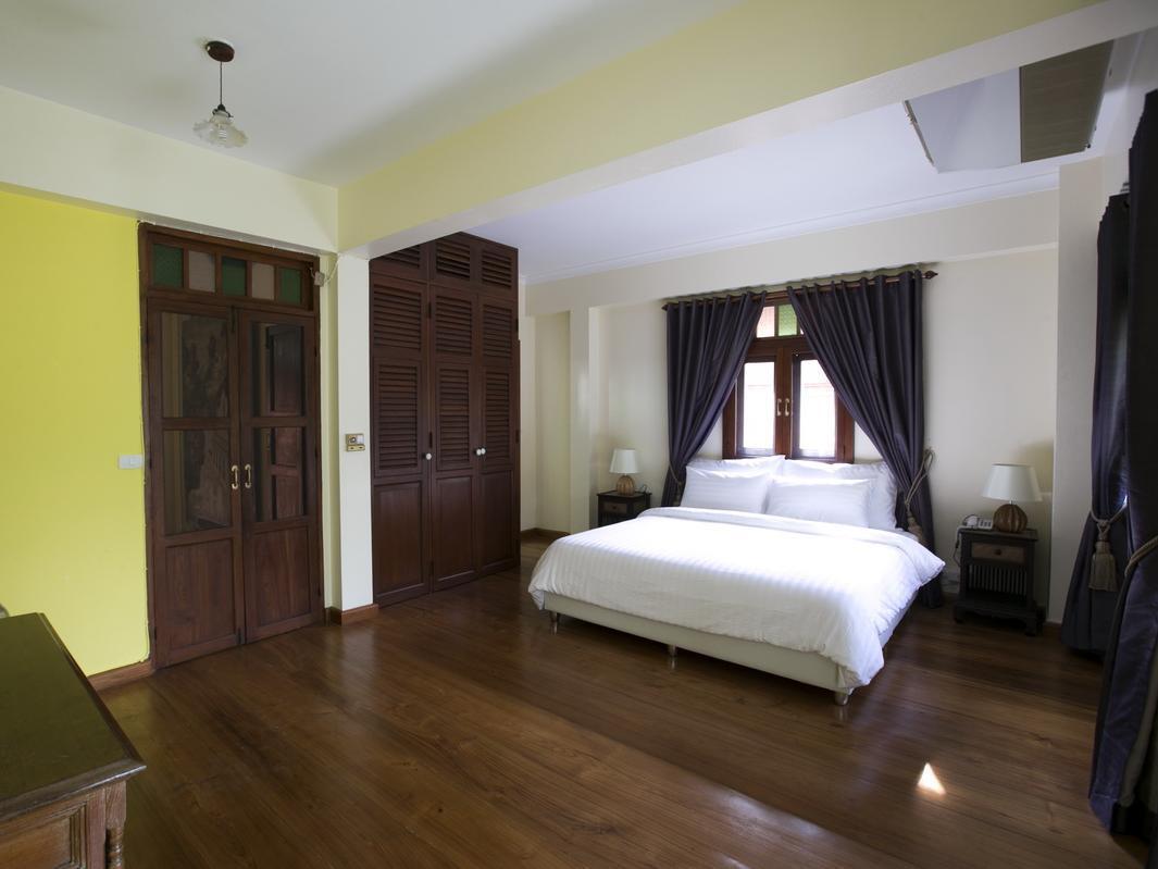 Tewa Boutique Hotel Банкок Екстериор снимка