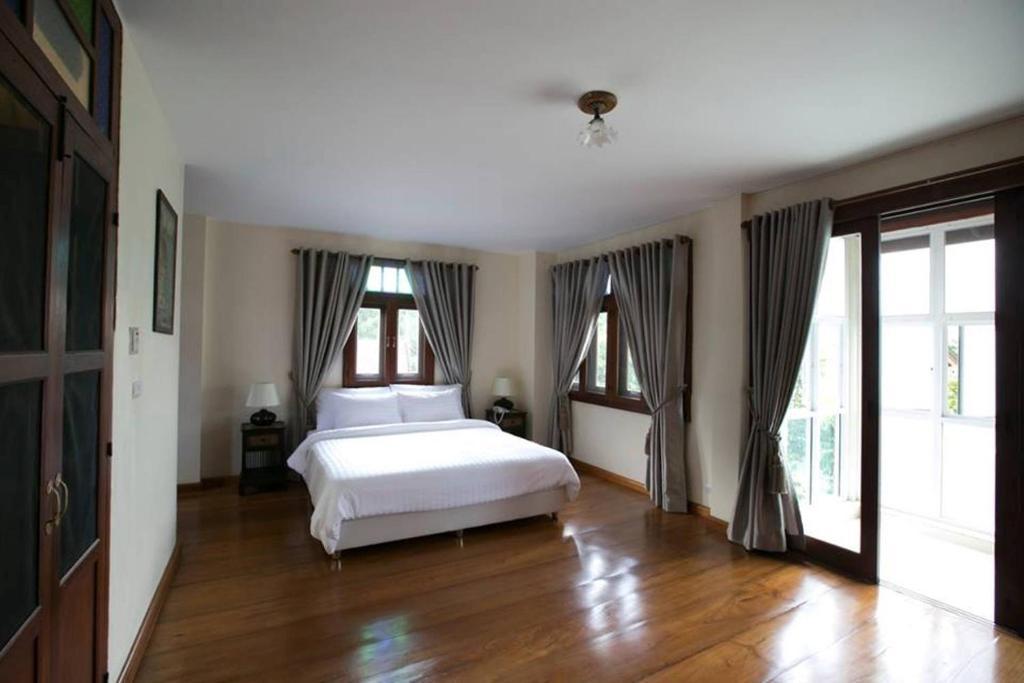 Tewa Boutique Hotel Банкок Стая снимка