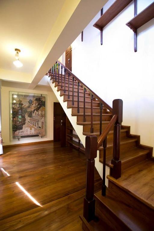 Tewa Boutique Hotel Банкок Екстериор снимка
