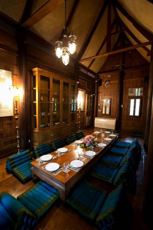 Tewa Boutique Hotel Банкок Екстериор снимка